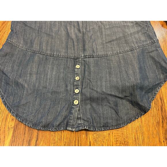 Liverpool Los Angeles Denim Hi-Low Button-Down Shirt - Size Small Closet Staple - Picture 3 of 9